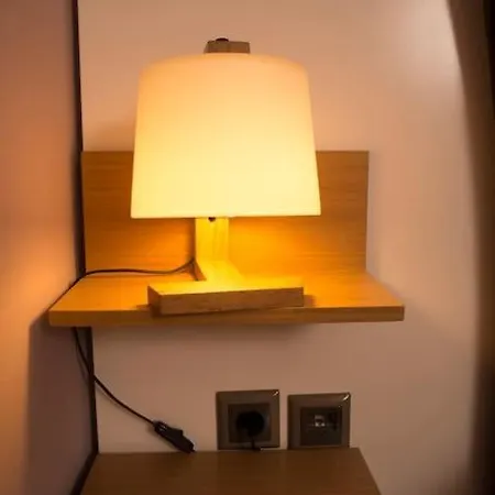 Deluxe In The Center Apartment