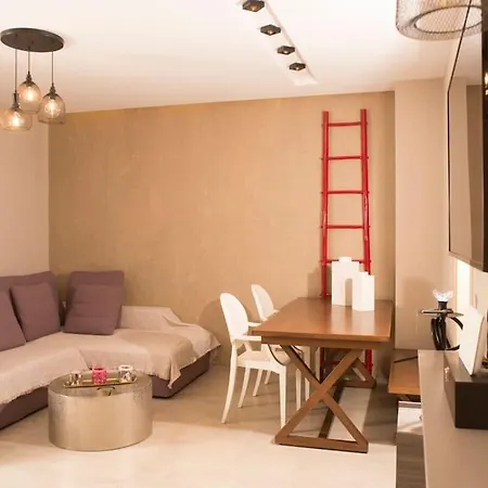 Apartment Deluxe In The Center Kalamata